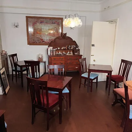 The Old Manse Guesthouse-3